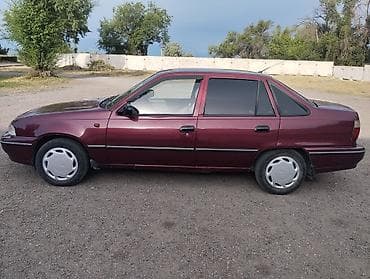 Daewoo Nexia: 2006 г., 1.5 л, Механика, Бензин, Седан