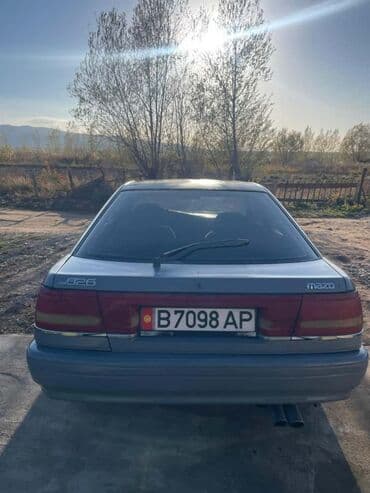 Mazda 626: 1988 г., 2 л, Хэтчбэк