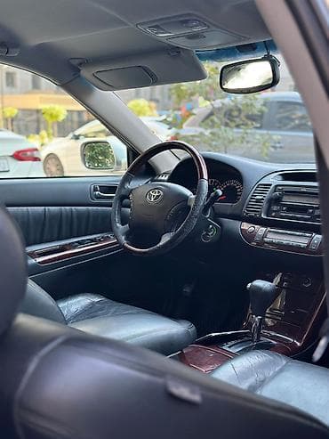 corolla 2004: Toyota Camry: 2004 г., 2.4 л, Автомат, Газ, Седан — 5