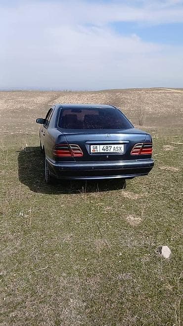 рино: Mercedes-Benz E-Class: 2001 г., 2.2 л, Автомат, Бензин, Седан — 4