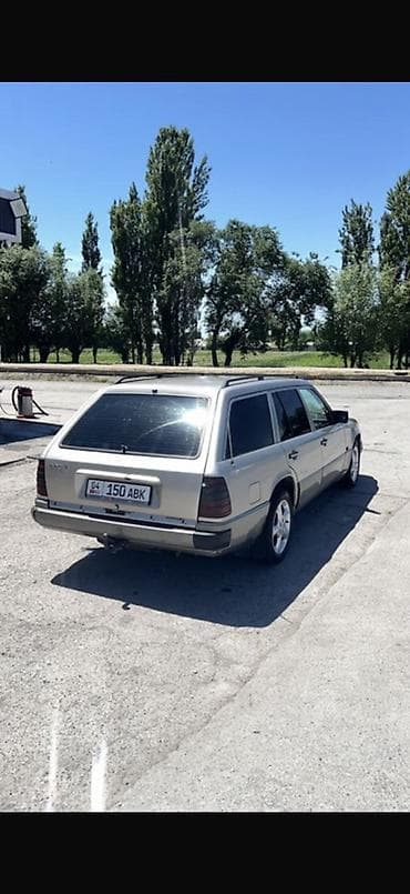 v class: Mercedes-Benz W124: 1994 г., 2.2 л, Бензин, Универсал — 4