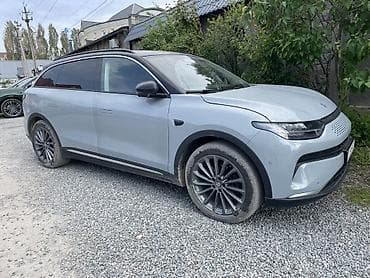 wuling mini ev: LEAPMOTOR C11 — электрический кроссовер Кузов и дизайн: - Современный — 3