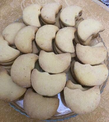 где в бишкеке можно купить сухие закваски: Санза 1 шт Булочки 1 кг в одном килограмме 24 шт Пирог 2,5 кг 1300 — 27