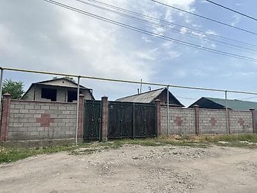 Үйлөр: Продаётся участок с домом по первой линии 11соток с капитальным домом — 1