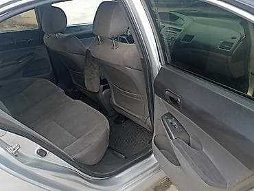 Продажа авто: Honda Civic: 2006 г., Седан — 7