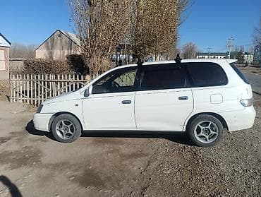 црв рд1: Toyota Gaia: 2000 г., 2 л, Автомат, Бензин, Минивэн — 3