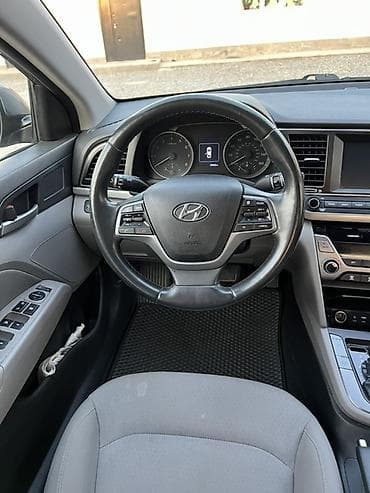 rd 1: Hyundai Elantra: 2018 г., 1.4 л, Вариатор, Бензин, Седан — 7