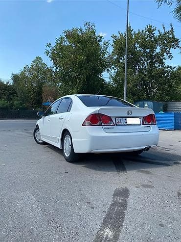 Honda Civic: 2008 г., 1.3 л, Бензин, Седан