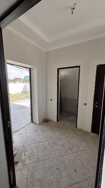 дом новоникалаевка: Продаю или Меняю Двух этажный Кирпичный Дом Комнат- 6 — 9