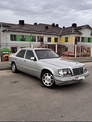 камутатор 124: Mercedes-Benz W124: 1995 г., 2 л, Механика, Бензин, Седан — 1
