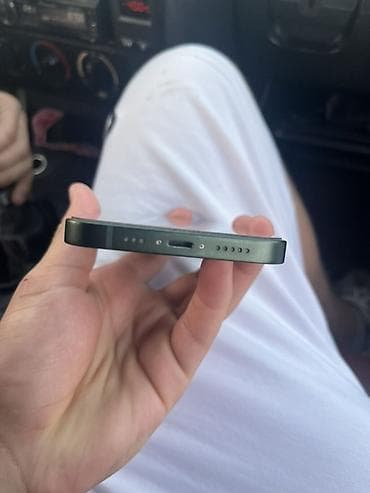 секс игр: IPhone 13, Б/у, 128 ГБ, Зеленый, Кабель, Зарядное устройство, Защитное стекло, 86 % — 5