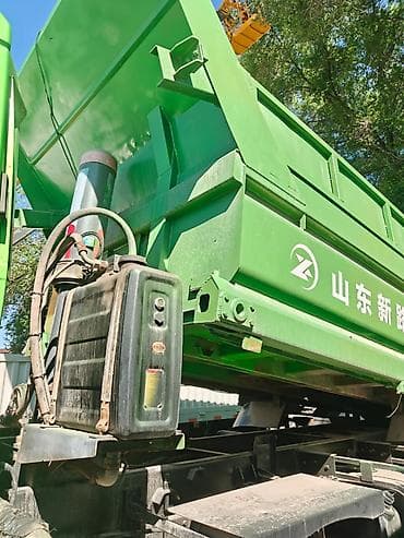 топор лопатка: Самосвал SHACMAN (SHAANXI) зеленого цвета. - Тип: тяжелый самосвал с — 2
