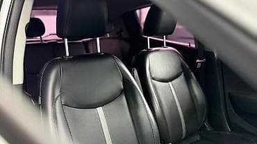 byd e7: Chevrolet Spark: 2020 г., 1 л, Автомат, Бензин, Хэтчбэк — 3