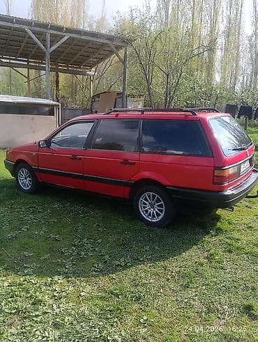 Volkswagen Passat Variant: 1992 г., 1.8 л, Механика, Бензин, Универсал — 7