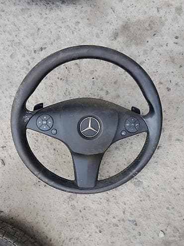 руль amg: Рулевое колесо Mercedes-Benz с многофункциональными кнопками — 1