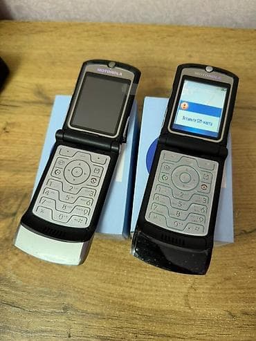 мини нож: Подборка кнопочных телефонов (ретро/классические модели): - Motorola — 10