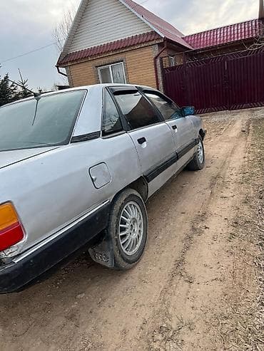 Audi: Audi 100: 1989 г., Механика, Бензин, Седан — 5