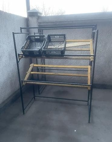 Манекендер: Металлический стеллаж-горка для выкладки овощей и фруктов - — 1