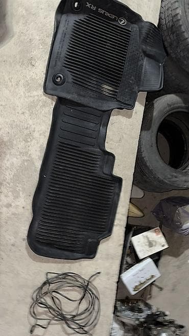 воск для авто: Родные Резиновые Полики Для салона Lexus, цвет - Черный, Новый, Самовывоз, Платная доставка — 3