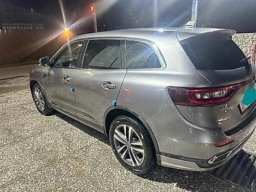 renault master: Кроссовер (серый металлик) —выпуск 2021 года, объём 2 газ. Современный — 3