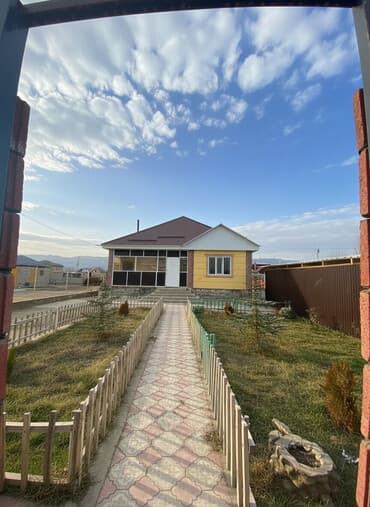 дом в новопокровка: Дом, 120 м², 5 комнат, Косметический ремонт — 1