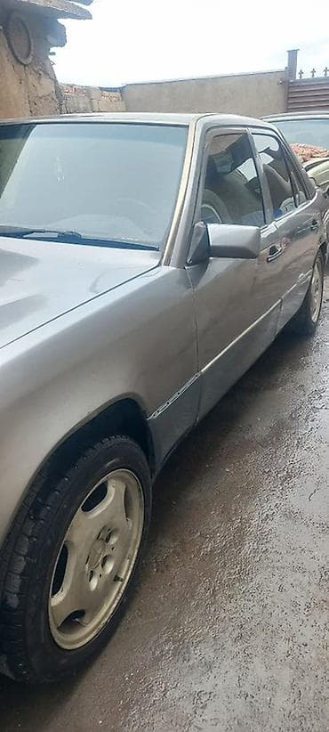 bmw 9: Mercedes-Benz E-Class: 1996 г., Седан — 2