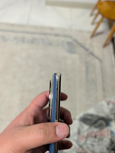 xperia 1: Realme 12 pro+ Телефон в хорошем состоянии, работает без каких-либо — 5