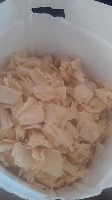 верхний одежда: Самынга даяр сырье стружка кг 70 сом гранула кг 65 сом адрес Бишкек — 2