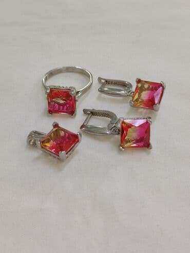 эксклюзивные свадебные пригласительные: Комплект с камнями Турмалин Серебро 925 пробы Цена 4500сом Есть — 2