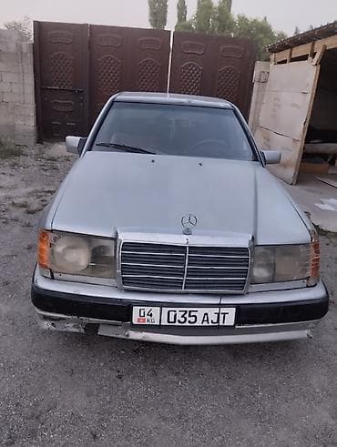 Mercedes-Benz W124: 1985 г., Седан — 1