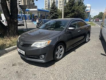 Toyota Camry: 2013 г., 2.5 л, Автомат, Бензин, Седан
