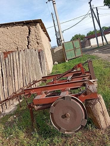Транспорт: Борона-плоскорез/культиватор навесной для трактора Описание: - Ширина — 4