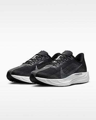 Мужские кроссовки, 40.5, Nike, Новый, цвет - Черный