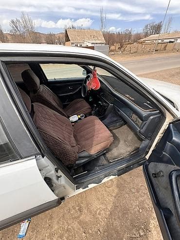 audi б 4: Audi 100: 1988 г., 2.3 л, Ручные, Бензин, Седан — 3