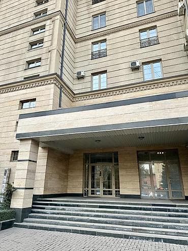 liberterra: Аренда офисов, 168 м², В жилом комплексе, С системой безопасности — 10