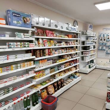 кассовое оборудование для магазина: Полки для магазина, аптек, бутиков и т.д. Все виды: пристенные — 4