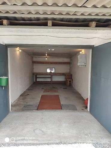 Гараж сатам: 18 м², Кирпич | Күзөт — 2