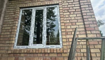 айнек терезелер: Пластиковое окно WINTECH, трехстворчатое - Профиль: пластиковый — 1