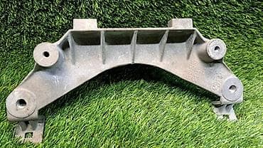 bmw c7: Кронштейн КПП Е70 7 137 238 Год 2009 В отличном состоянии, очень — 5