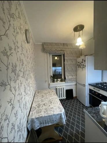 чат кол: 3 бөлмө, 57 м², 104-серия, 2 кабат, Косметикалык ремонт — 8