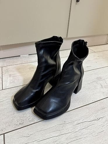 Женские ботильоны-носки, черные - Материал верха: гладкая