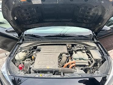 e34 540i: Hyundai Ioniq: 2018 г., 1.6 л, Автомат, Гибрид, Хэтчбэк — 3