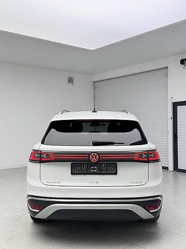 bvd e2: Volkswagen ID.6: 2022 г., Автомат, Электромобиль, Кроссовер — 2