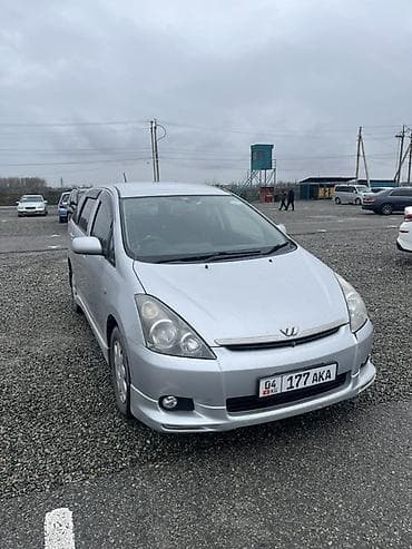 Toyota WISH: 2003 г., 1.8 л, Автомат, Бензин, Универсал