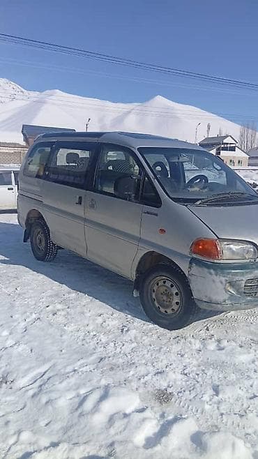 mitsubishi eclipse: Mitsubishi Space Gear: 1997 г., Минивэн — 3