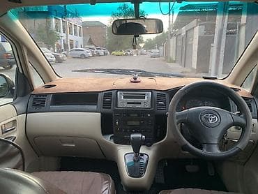 Транспорт: Toyota Corolla Spacio: 2003 г., 1.5 л, Автомат, Бензин, Минивэн — 6