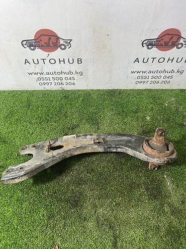 Задний правый рычаг Hyundai 2013 г., Б/у, Оригинал, Корея at lalafo.kg Задний правый рычаг Hyundai 2013 г., Б/у, Оригинал, Корея