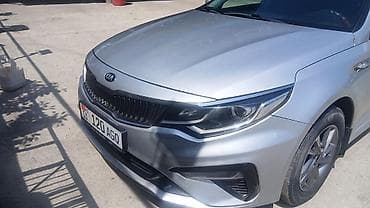 вариянты: Kia K5: 2018 г., 0.2 л, Автомат, Газ, Седан — 1