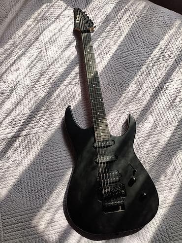 Комуздар: Электрогитара Ternis, черный матовый цвет, форма суперстрат — 2