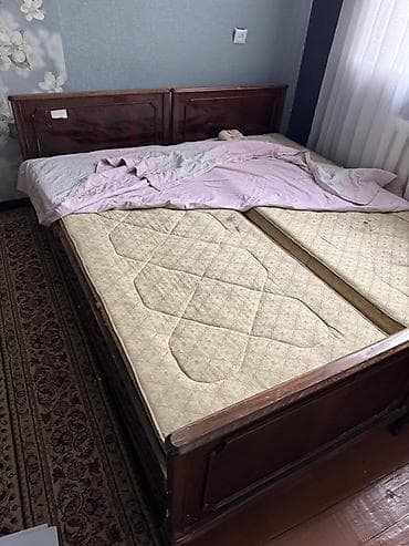 спальный нарнитур: Набор мебели для дома: - Шкаф трёхстворчатый с зеркалами: центральная — 8